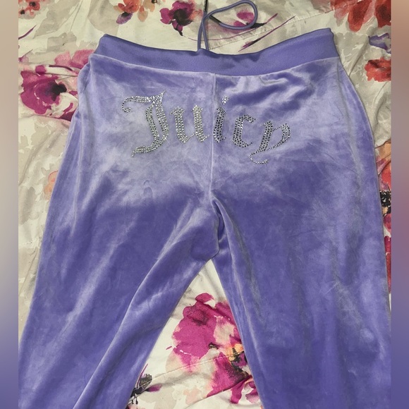 Juicy Couture Pants - Juicy Couture OG Big Bling Track Pants. Size:Large. Color: Freesia